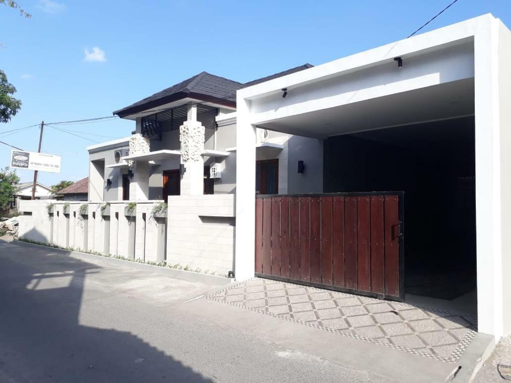 Imperial Villa Syariah Джокякарта Екстериор снимка