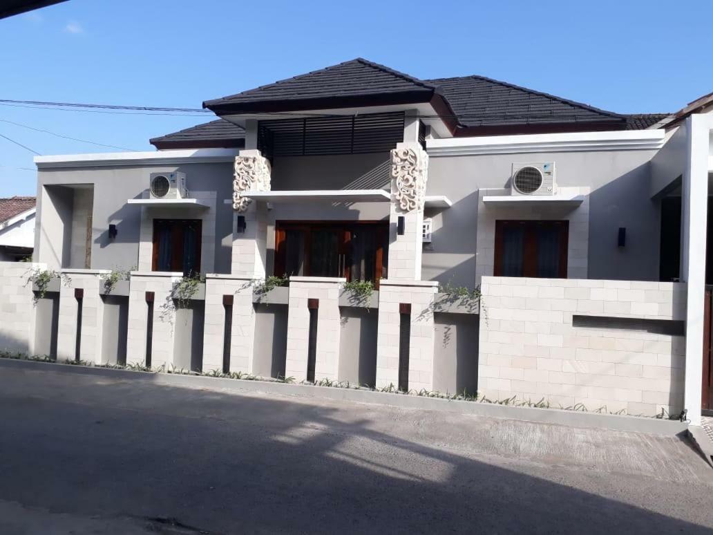 Imperial Villa Syariah Джокякарта Екстериор снимка
